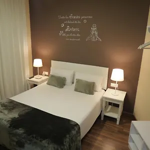 2* Casa de hóspedes Petit Príncep