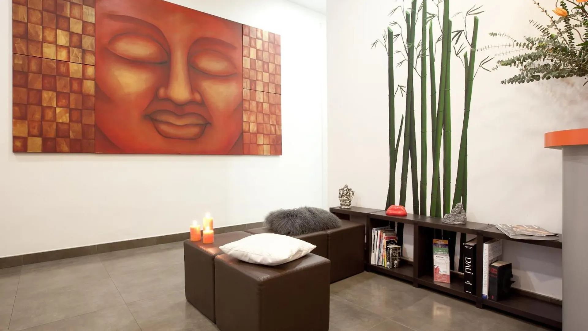 Hip Karma Hostel Barcelona Spanje