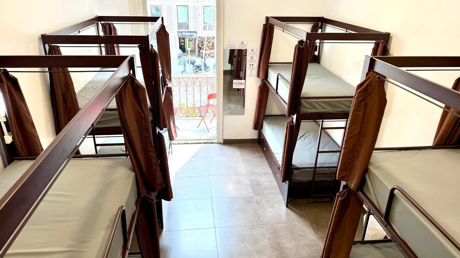 Hip Karma Hostel Barcelona